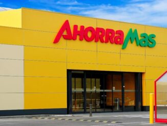 Entrada al supermercado Ahorramas lowcost