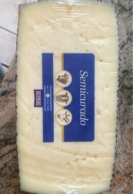 Queso-de-mezcla-curado_1787_Hacendado.jpg